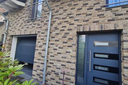 Haus Asbach - 7 Zimmer, 150 m&sup2;, 460.000&euro; | Angebot:24836110