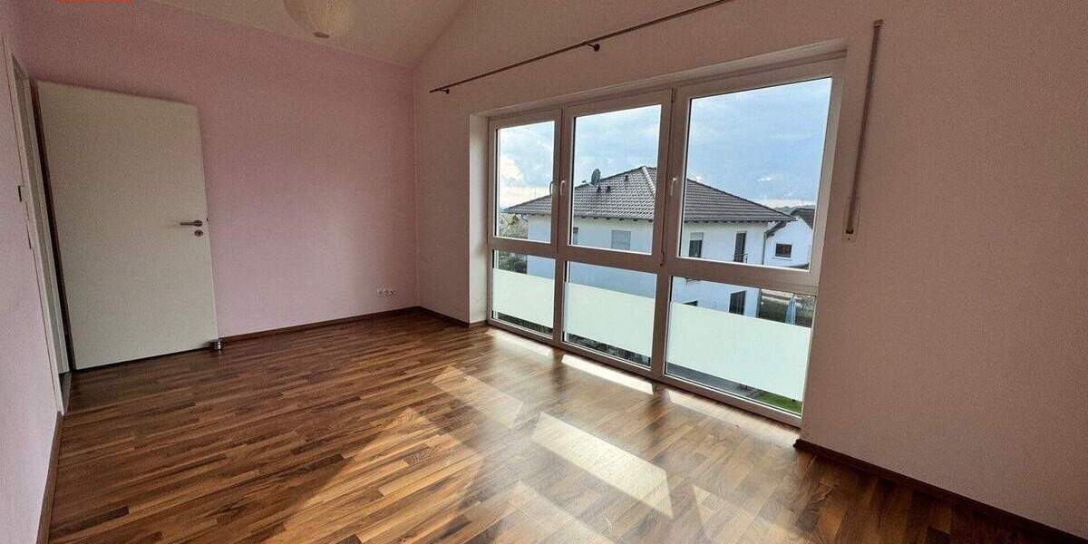 Doppelhaushälfte Waldesch - 3 Zimmer, 105 m&sup2;, 319.000&euro; | Angebot:25797614