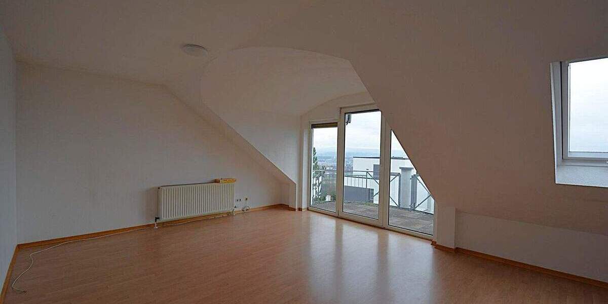 Etagenwohnung Weitersburg - 3 Zimmer, 90 m&sup2;, 240.000&euro; | Angebot:25796164