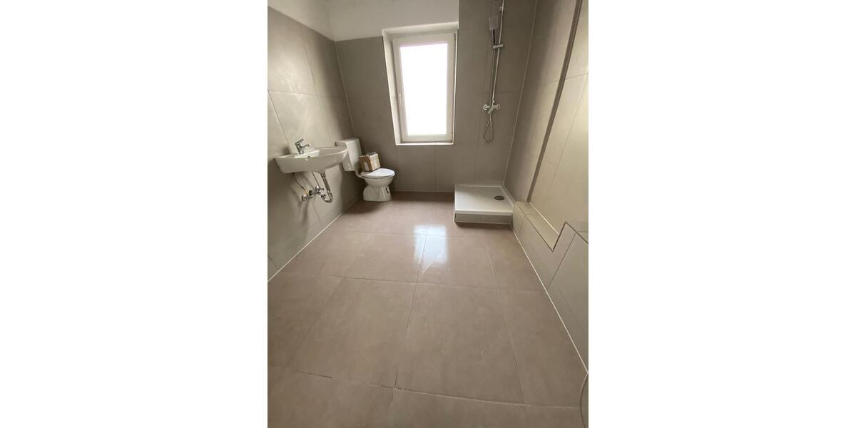 Etagenwohnung Neuwied Block - 3 Zimmer, 80 m&sup2;, 900&euro; | Angebot:26294374