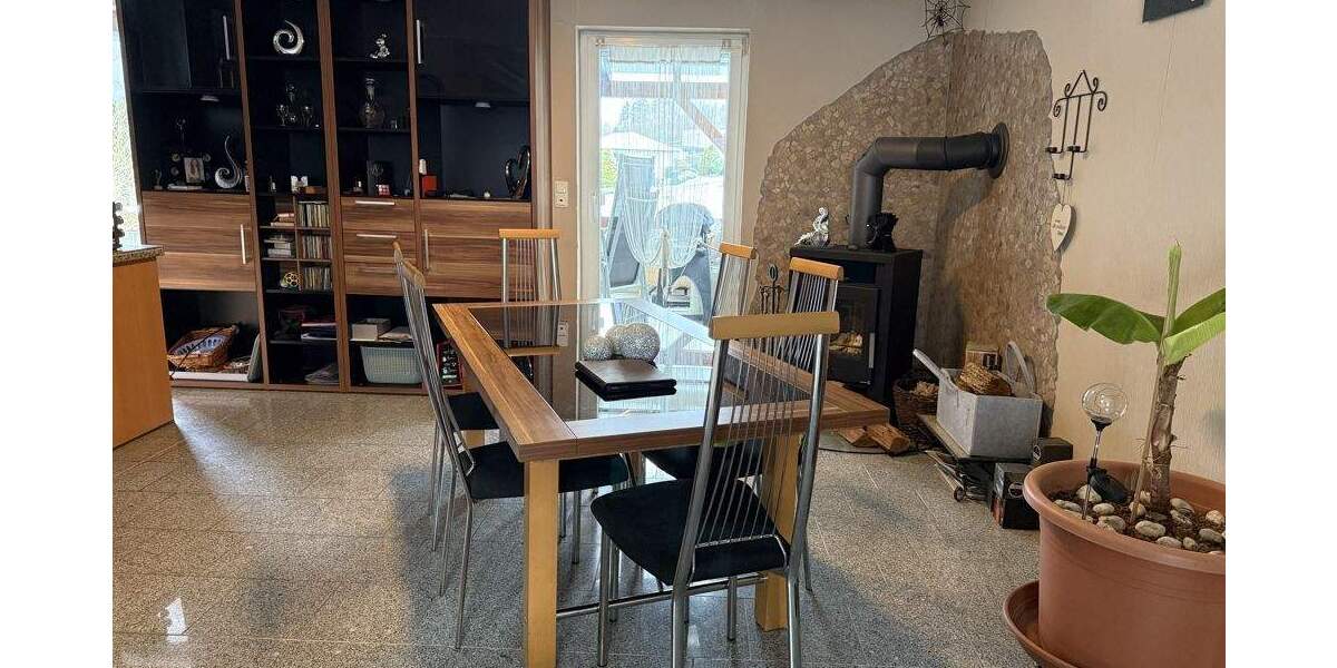 Einfamilienhaus Woldert - 7 Zimmer, 168 m&sup2;, 285.000&euro; | Angebot:25685059