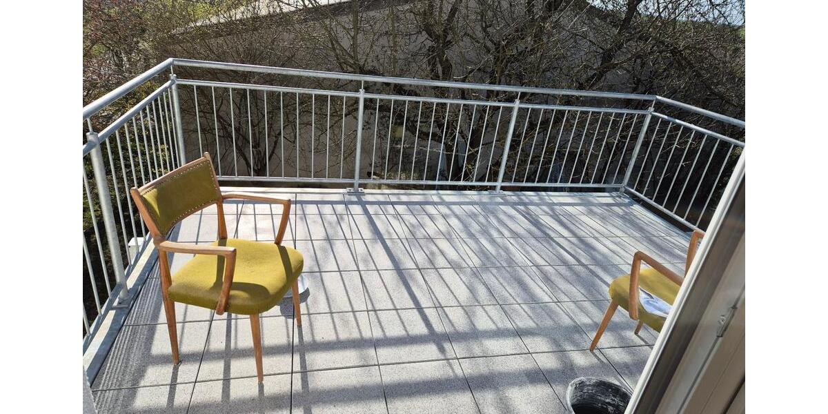 Dachgeschoßwohnung Polch - 5 Zimmer, 122 m&sup2;, 1.100&euro; | Angebot:25941920