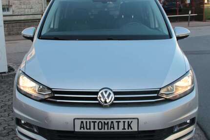 VW Touran 136.500 km 17.990 &euro; Nauort 56237