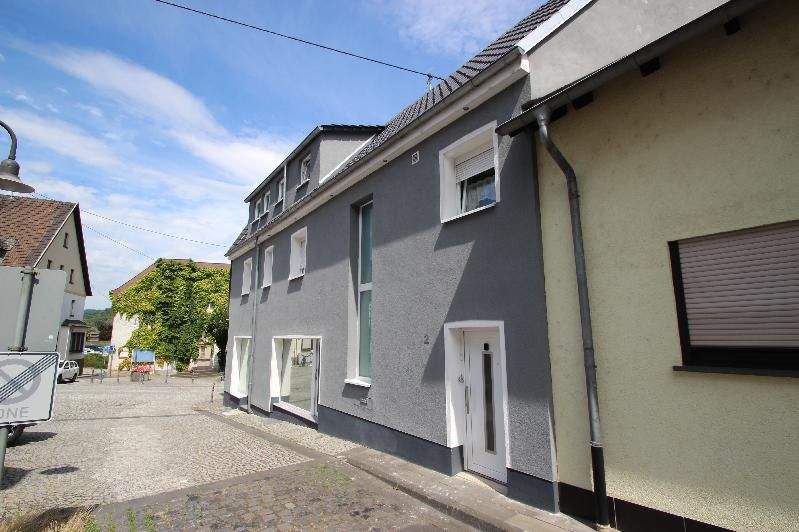 Mehrfamilienhaus, Wohnhaus Brohl-Lützing Brohl - 9 Zimmer, 240 m&sup2;, 350.000&euro; | Angebot:25690103