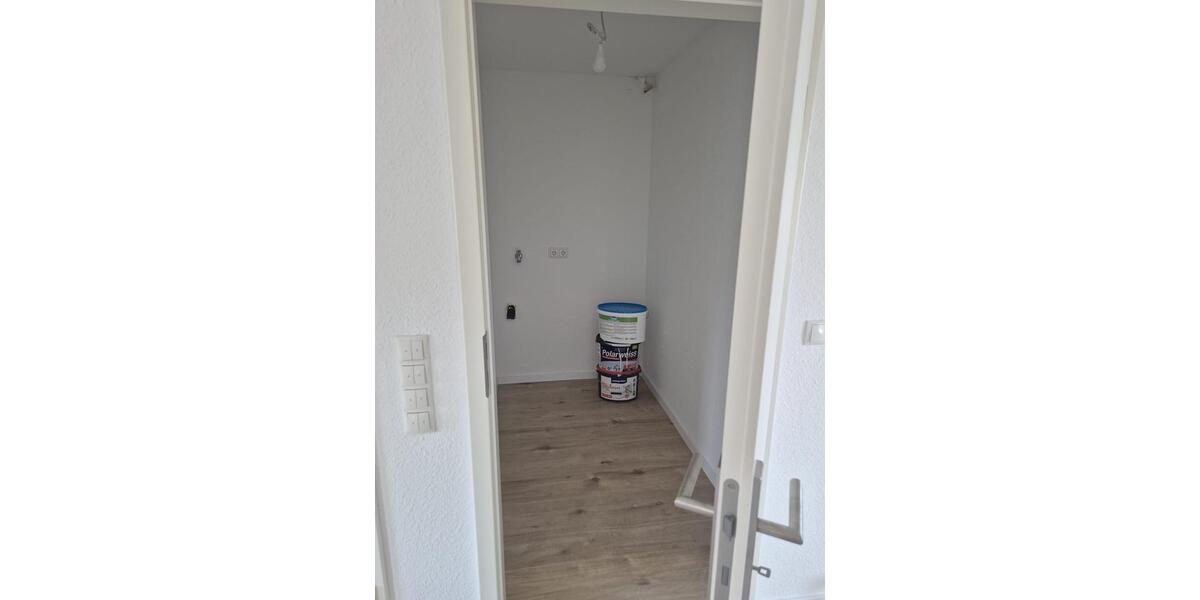 Dachgeschoßwohnung Koblenz - 2.5 Zimmer, 98 m&sup2;, 1.099&euro; | Angebot:25641190