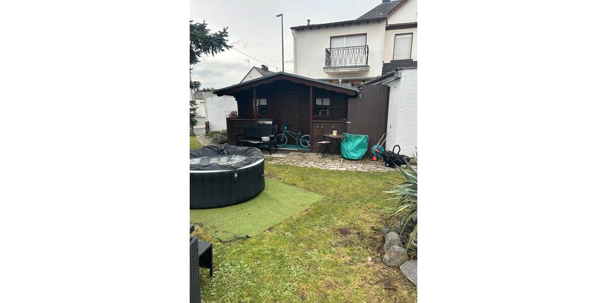 Reihenhaus Ochtendung - 7 Zimmer, 140 m&sup2;, 279.000&euro; | Angebot:24572669