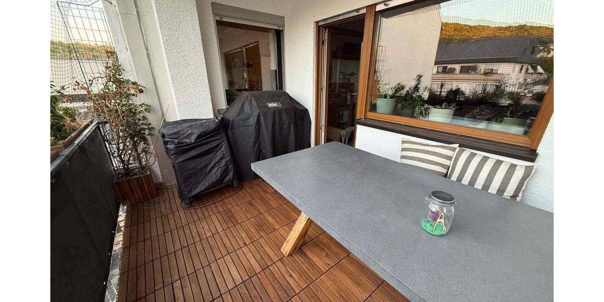 Etagenwohnung Rheinbrohl - 2 Zimmer, 93 m&sup2;, 174.000&euro; | Angebot:25787224