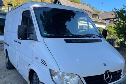 Mercedes-Benz Sprinter 354.000 km 3.699 &euro; Erpel 53579