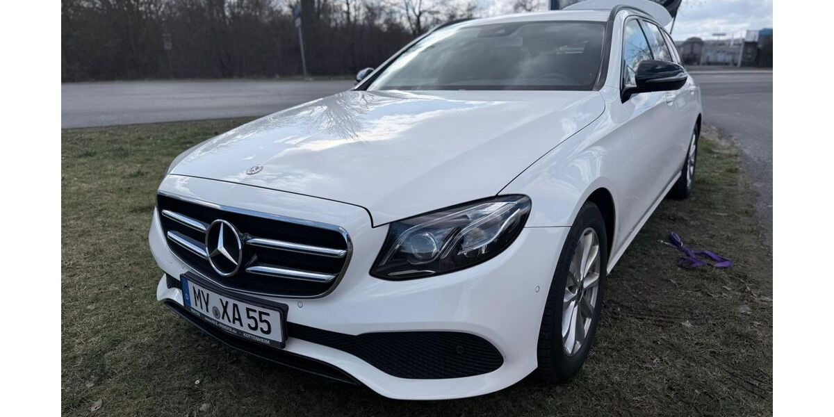 Mercedes-Benz E 220 164.000 km 19.500 &euro; Mayen 56727