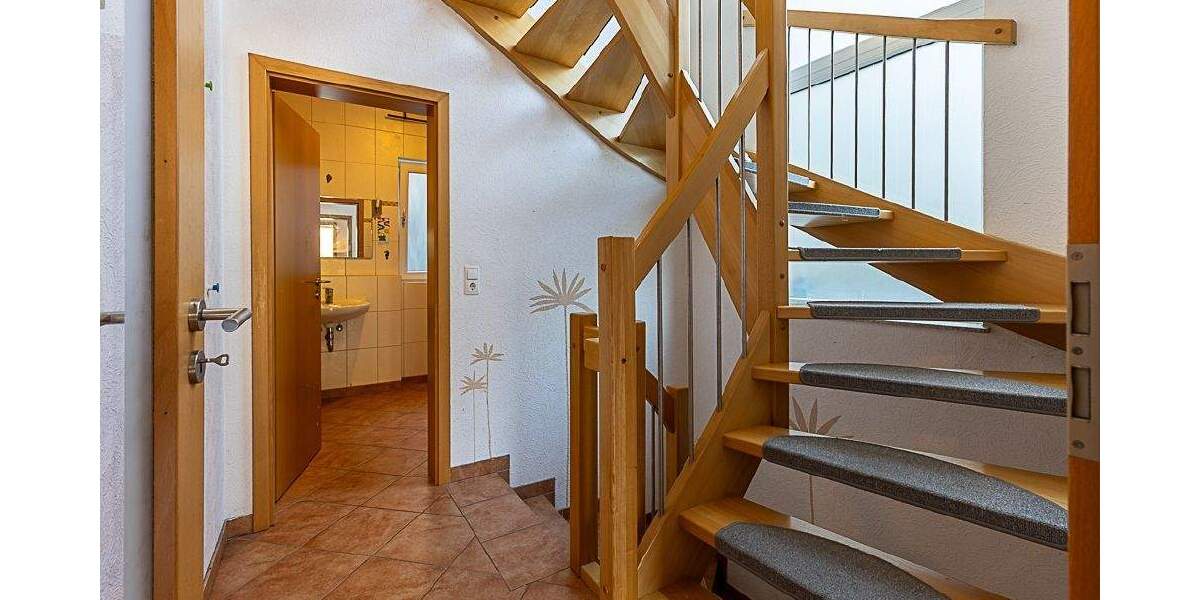 Einfamilienhaus Bad Neuenahr-Ahrweiler Lohrsdorf - 7 Zimmer, 185 m&sup2;, 595.000&euro; | Angebot:25739721