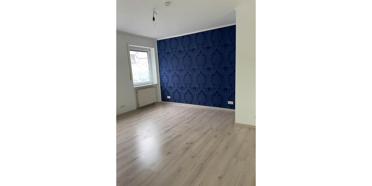 Etagenwohnung Neuwied - 3.5 Zimmer, 101 m&sup2;, 900&euro; | Angebot:25546343
