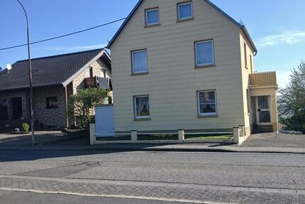 Haus Neustadt (Wied) Hombach - 6 Zimmer, 125 m&sup2;, 180.000&euro; | Angebot:26572783