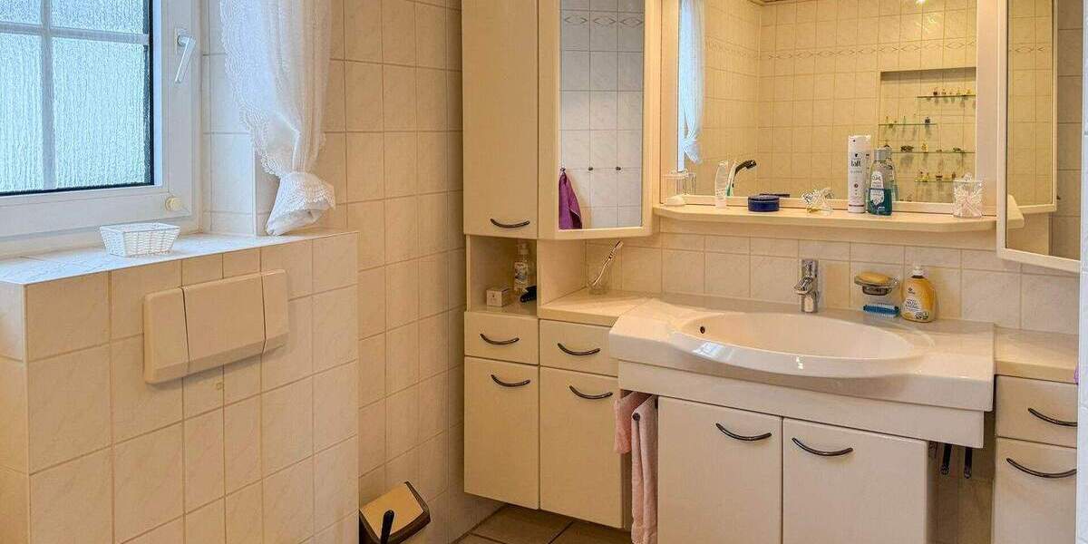 Einfamilienhaus Mündersbach - 1 Zimmer, 260 m&sup2;, 297.000&euro; | Angebot:25691936