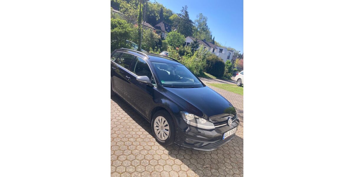 VW Golf 139.000 km 10.900 &euro; Bad Neuenahr 53474