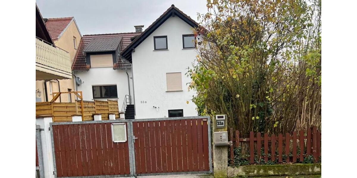 Etagenwohnung Welling - 2 Zimmer, 89 m&sup2;, 890&euro; | Angebot:25886591