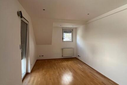 Wohnung Sinzig - 4 Zimmer, 90 m&sup2;, 980&euro; | Angebot:25920819