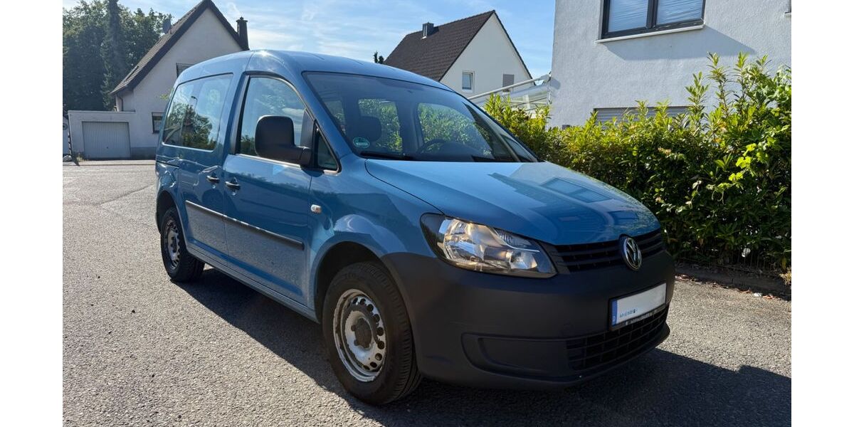 VW Caddy 129.000 km 6.200 &euro; Spandau 13583