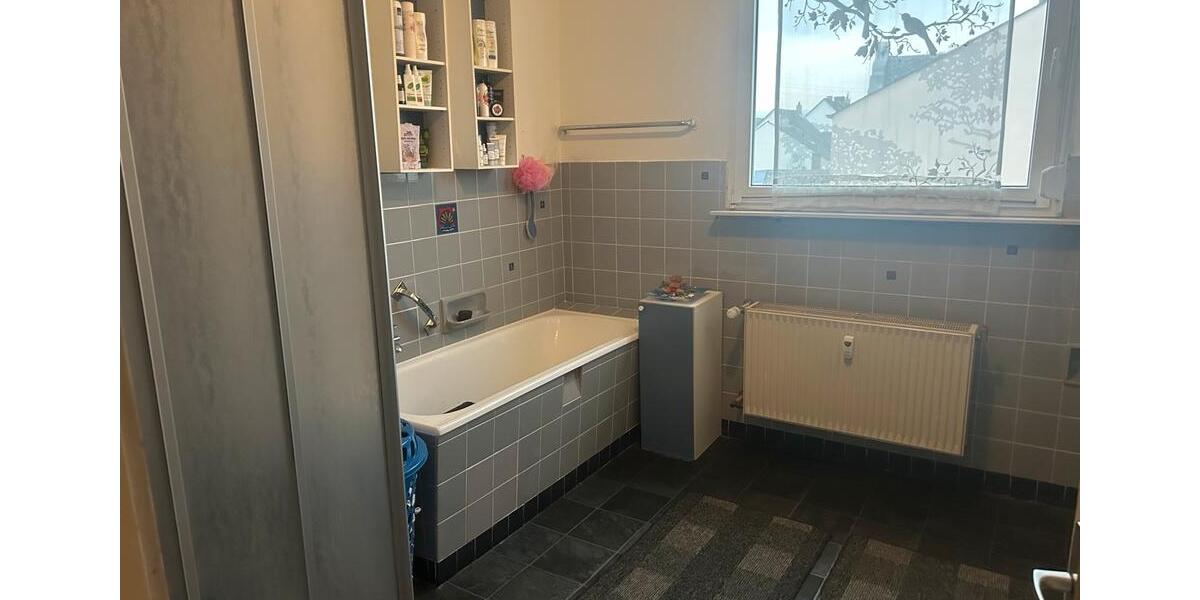 Mehrfamilienhaus, Wohnhaus Koblenz Bubenheim - 9 Zimmer, 175 m&sup2;, 329.000&euro; | Angebot:24336928