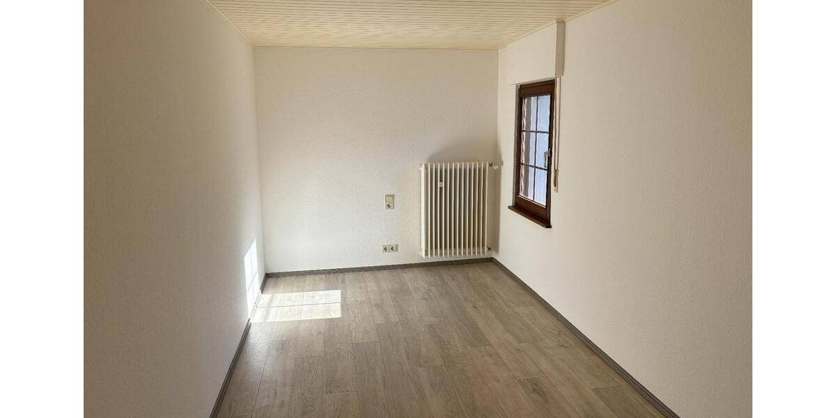 Einfamilienhaus Ettringen - 5 Zimmer, 115 m&sup2;, 259.000&euro; | Angebot:25395705
