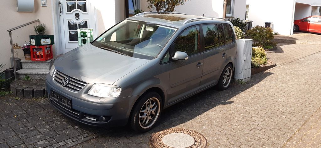 VW Touran 180.000 km 3.000 &euro; sankt sebastian 56220