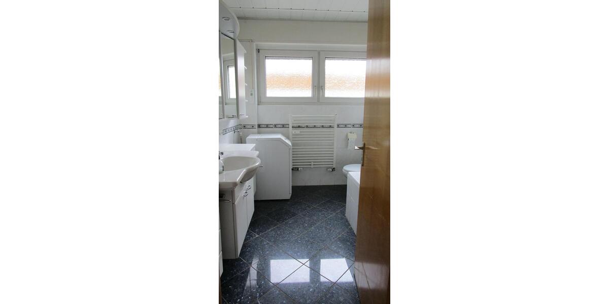 Erdgeschoßwohnung Koblenz Karthause - 5 Zimmer, 140 m&sup2;, 1.440&euro; | Angebot:25378759