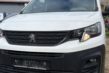 Peugeot Partner 85.000 km 6.950 &euro; Ochtendung 56299