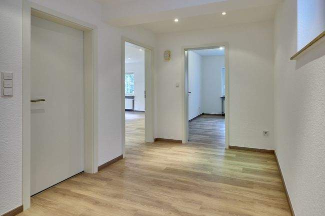 Einfamilienhaus Roes - 1.250.000&euro; | Angebot:25731082