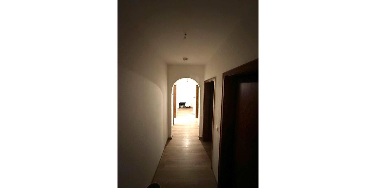 Etagenwohnung Bendorf - 3 Zimmer, 90 m&sup2;, 925&euro; | Angebot:25892193