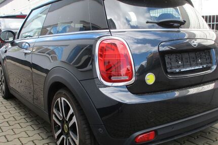 Mini Cooper SE 25.000 km 18.950 &euro; Neuwied 56564