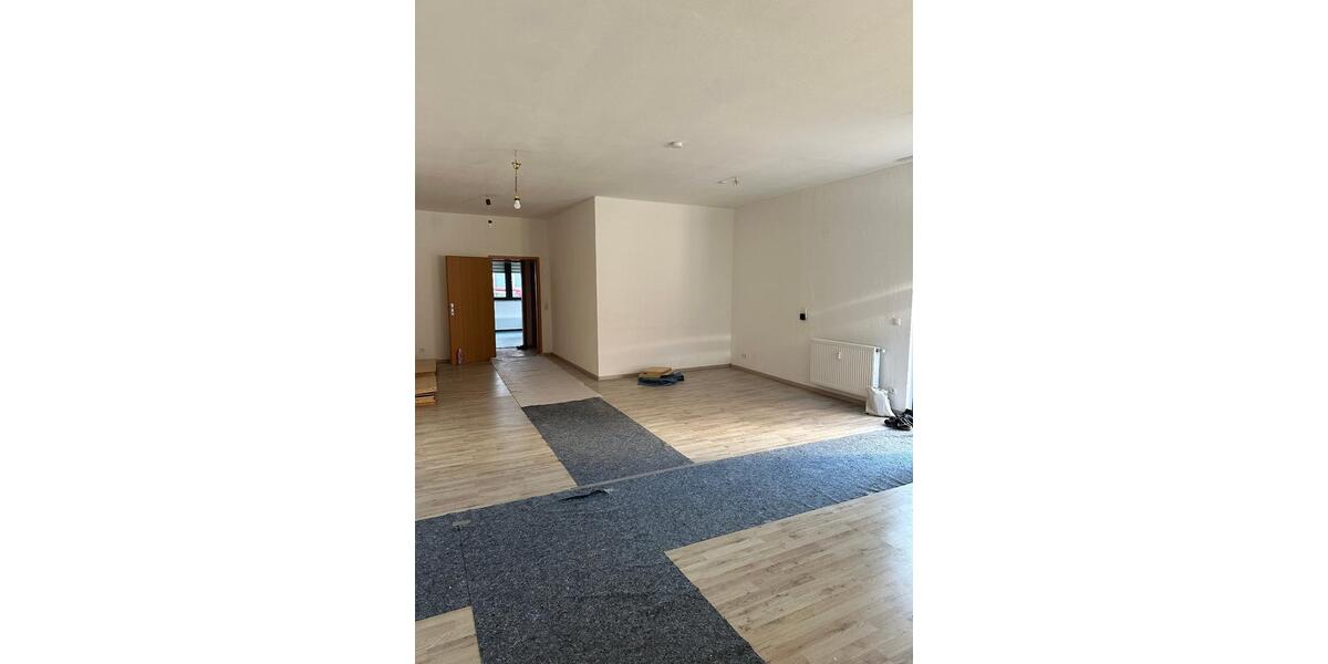 Erdgeschoßwohnung Urmitz - 3 Zimmer, 90 m&sup2;, 700&euro; | Angebot:25271367