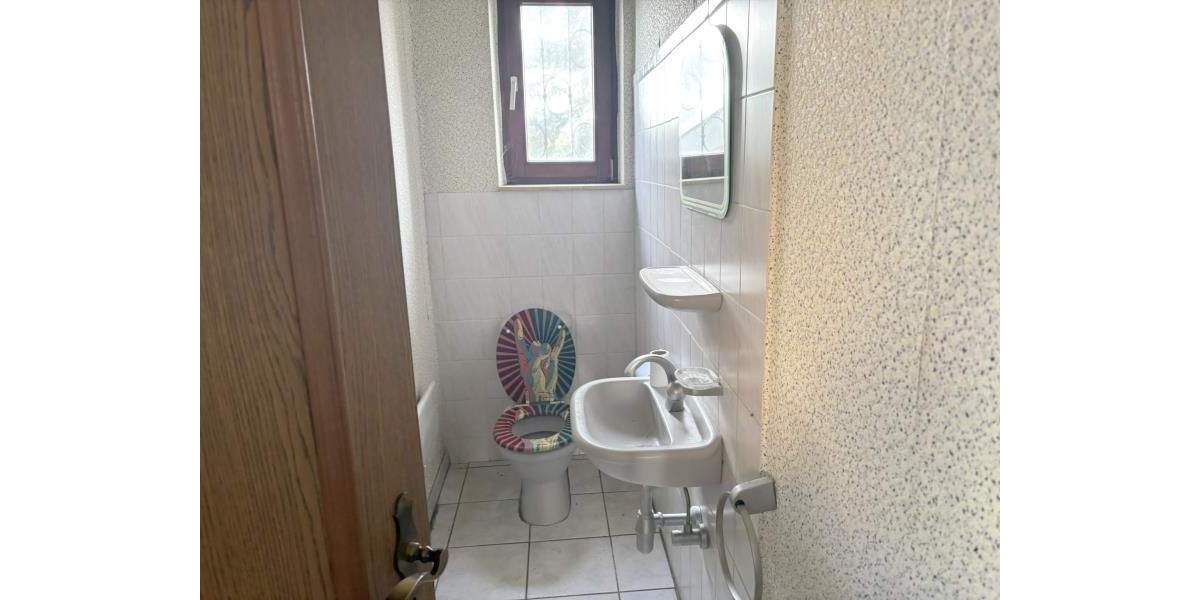 Einfamilienhaus Nauort - 1 Zimmer, 235 m&sup2;, 259.000&euro; | Angebot:25734855