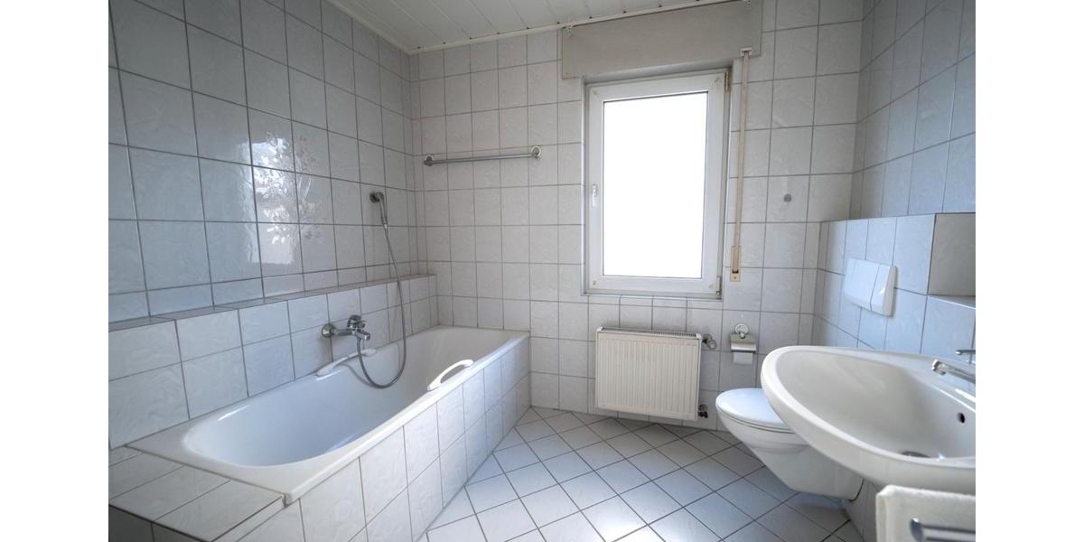 Mehrfamilienhaus, Wohnhaus Bad Neuenahr-Ahrweiler Ahrweiler - 6 Zimmer, 156 m&sup2;, 700.000&euro; | Angebot:26025983