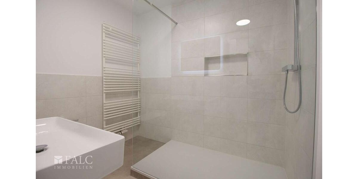 Dachgeschoßwohnung Bendorf - 4 Zimmer, 106 m&sup2;, 1.000&euro; | Angebot:25646957