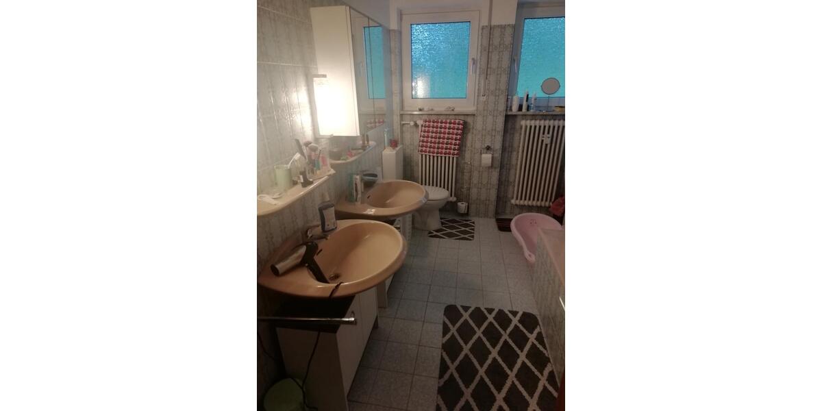 Mehrfamilienhaus, Wohnhaus Neuwied Feldkirchen - 9 Zimmer, 230 m&sup2;, 439.000&euro; | Angebot:24846200