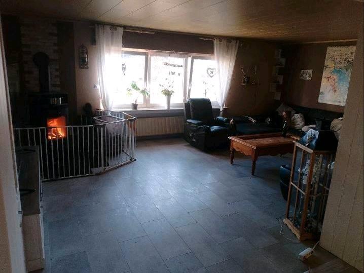 Einfamilienhaus Oberdreis - 7 Zimmer, 200 m&sup2;, 239.000&euro; | Angebot:25614199