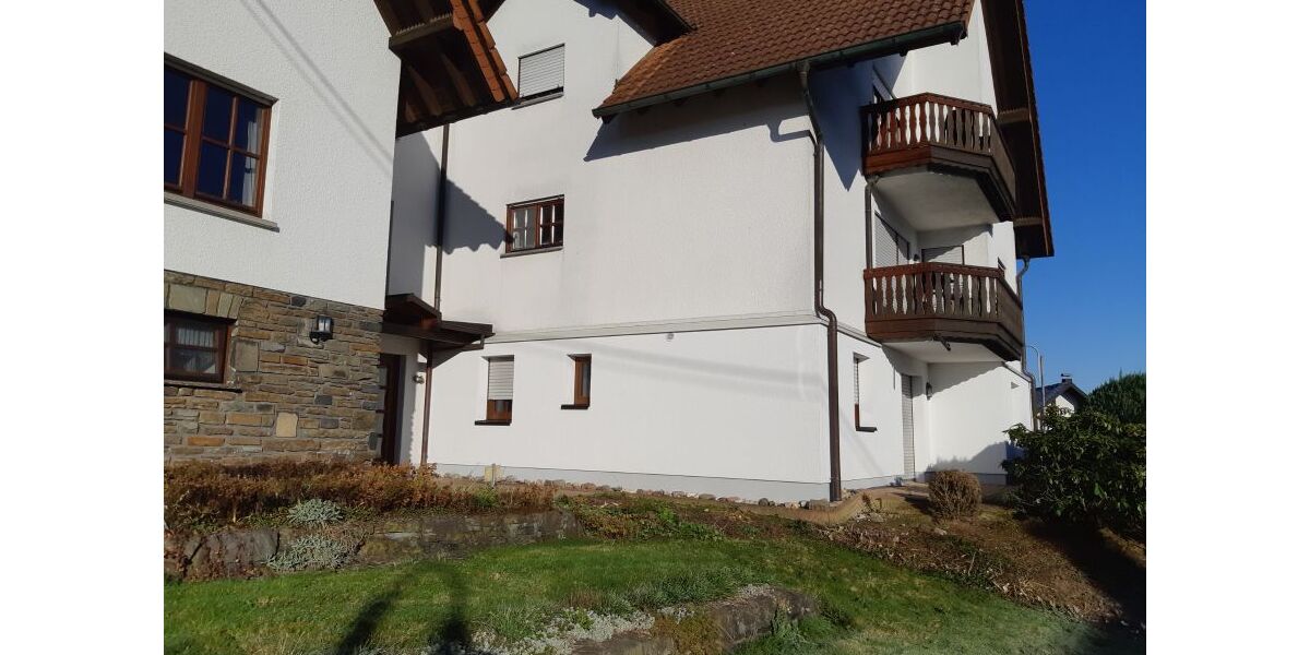 Attraktive, helle 2-Zimmer-EG-Wohnung mit Terrasse auf parkähnlichem Areal - frisch renoviert, modernisiert, ruhig & zentral in Raubach - 2- Raubach | Angebot:24576305