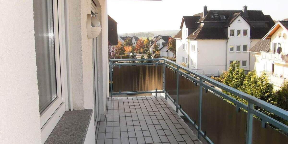 Etagenwohnung Polch - 3 Zimmer, 100 m&sup2;, 780&euro; | Angebot:25680269