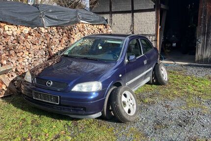Opel Astra 136.322 km 1.100 &euro; Asbach 53567