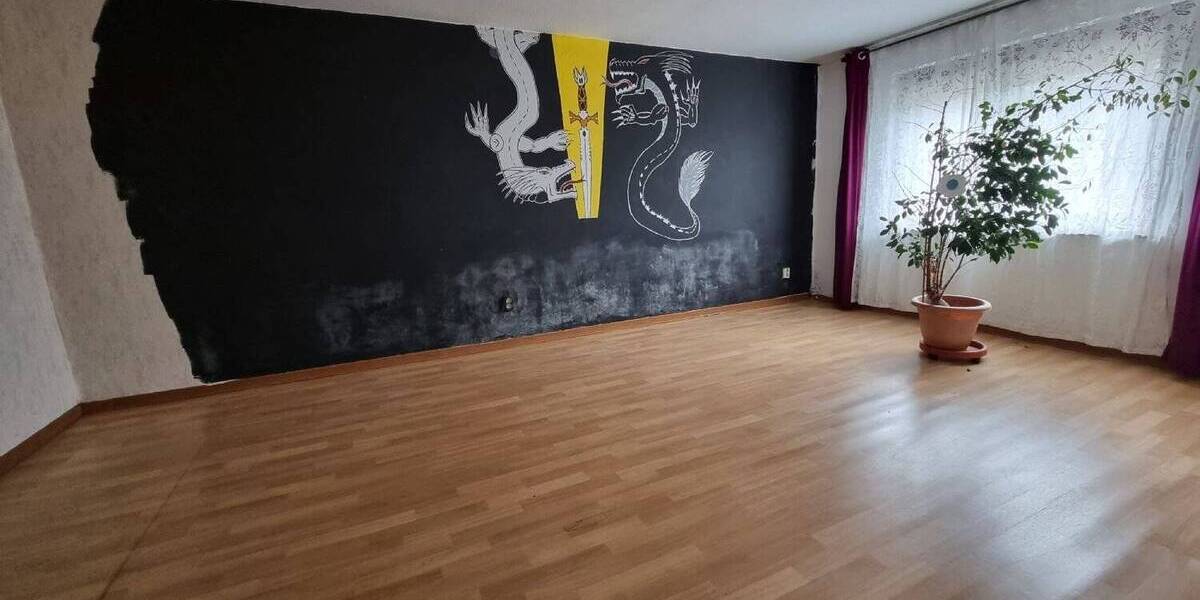 Doppelhaushälfte Lykershausen - 4 Zimmer, 108 m&sup2;, 75.000&euro; | Angebot:25735371