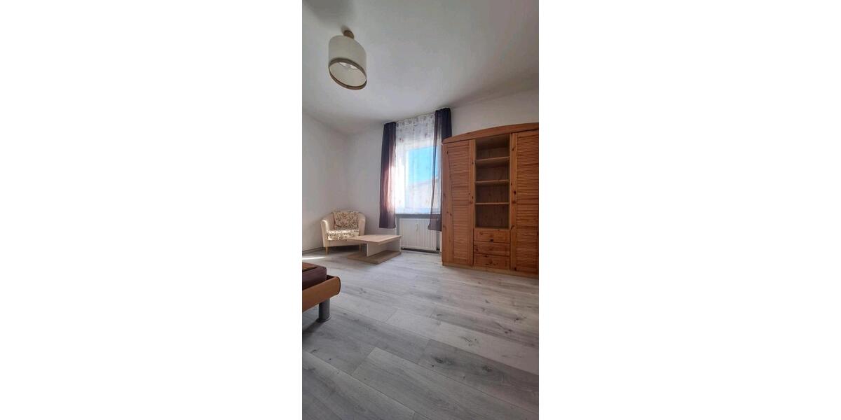 Etagenwohnung Steimel - 1 Zimmer, 20 m&sup2;, 295&euro; | Angebot:25893796