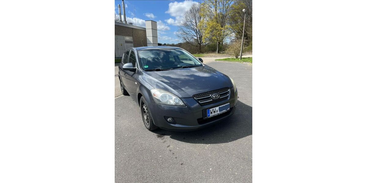 Kia ceed / Ceed 284.600 km 1.490 &euro; Ötzingen 56244