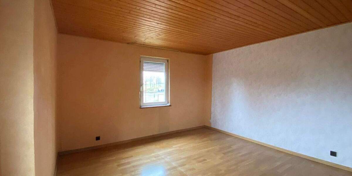 Einfamilienhaus Gondershausen - 1 Zimmer, 135 m&sup2;, 247.000&euro; | Angebot:25685652