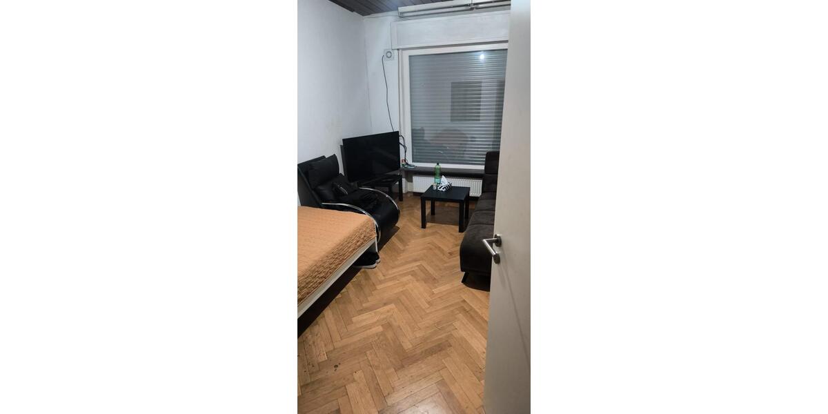 Etagenwohnung Koblenz Bisholder - 8 Zimmer, 130 m&sup2;, 1.800&euro; | Angebot:25379828