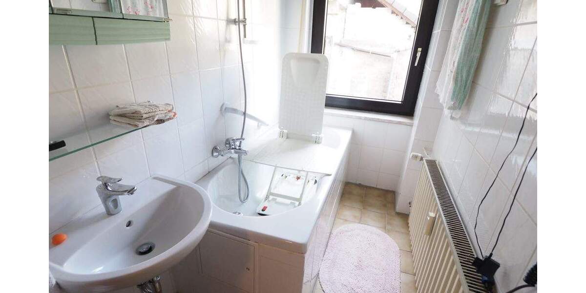 Einfamilienhaus Marienrachdorf - 7 Zimmer, 155 m&sup2;, 199.000&euro; | Angebot:25670956