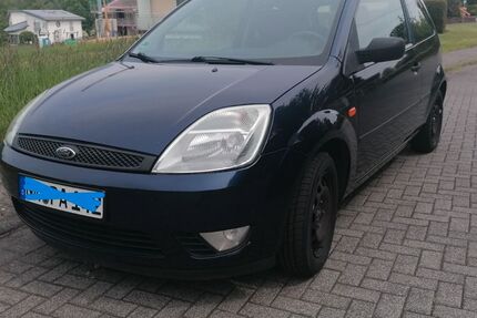 Ford Fiesta 144.000 km 1.950 &euro; Asbach 53567