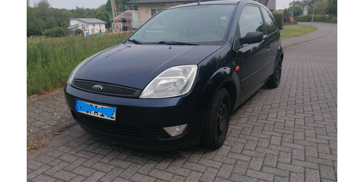 Ford Fiesta 144.000 km 1.950 &euro; Asbach 53567
