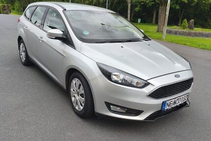 Ford Focus 217.900 km 4.999 &euro; Buchholz 53567
