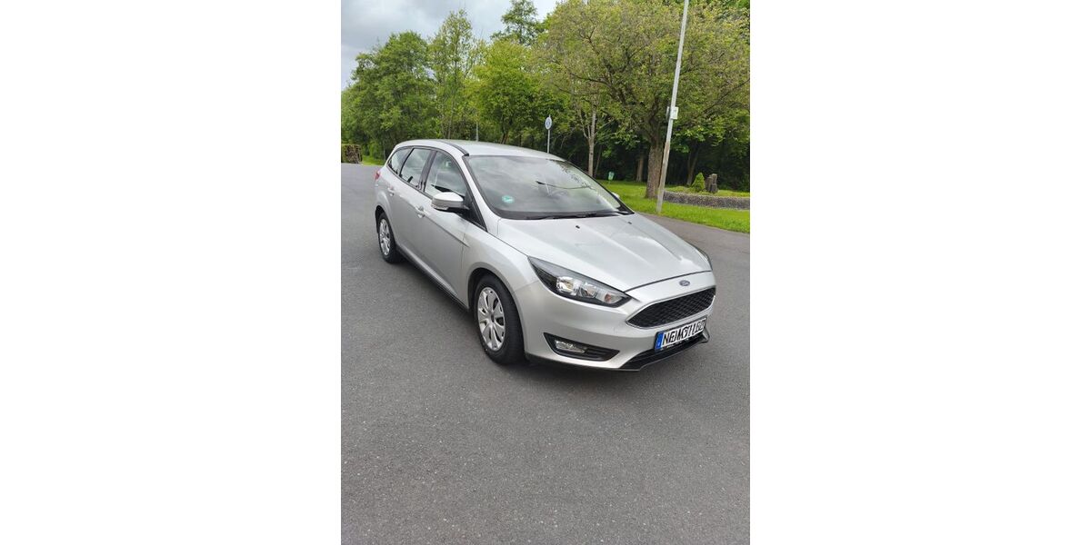 Ford Focus 217.900 km 4.999 &euro; Buchholz 53567