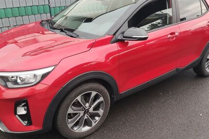 Kia Stonic 32.500 km 11.980 &euro; Koblenz 56070