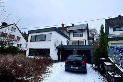 Haus Waldesch - 6 Zimmer, 180 m&sup2;, 435.000&euro; | Angebot:25705659